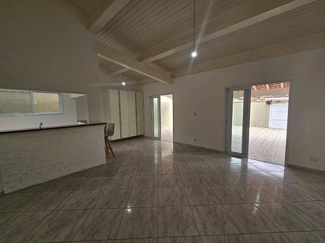 Casa à venda e aluguel com 4 quartos, 166m² - Foto 6