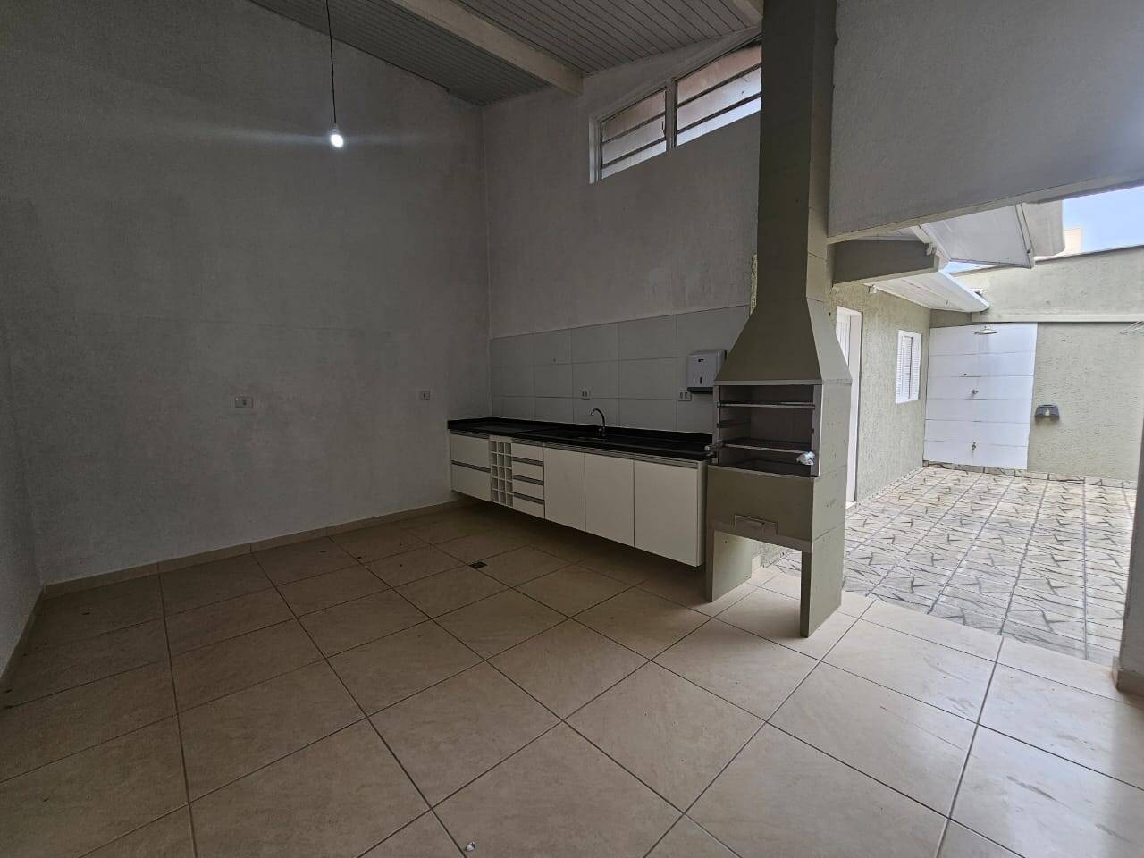 Casa à venda e aluguel com 4 quartos, 166m² - Foto 11